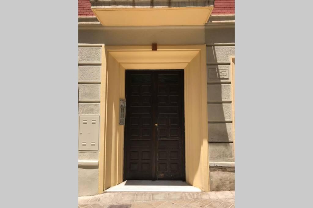 شقة Precioso Piso En Paseo De La Bomba Free Parking غرناطة المظهر الخارجي الصورة